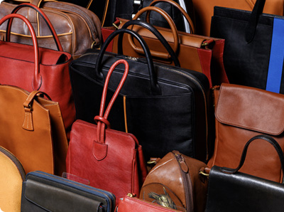 多彩なTPOにフィットする定番製品